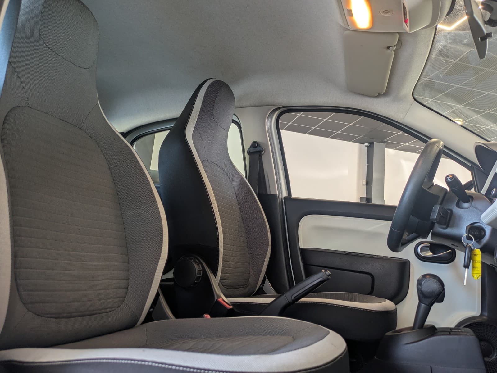 RENAULT TWINGO 0.9 TCe 90 Limited EDC — photo 5