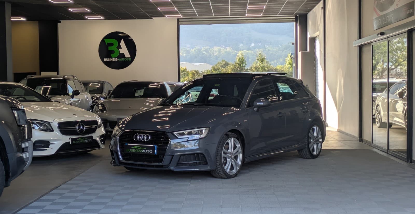 AUDI A3 35 TDI 150 S tronic 7 S Line Plus — photo 1