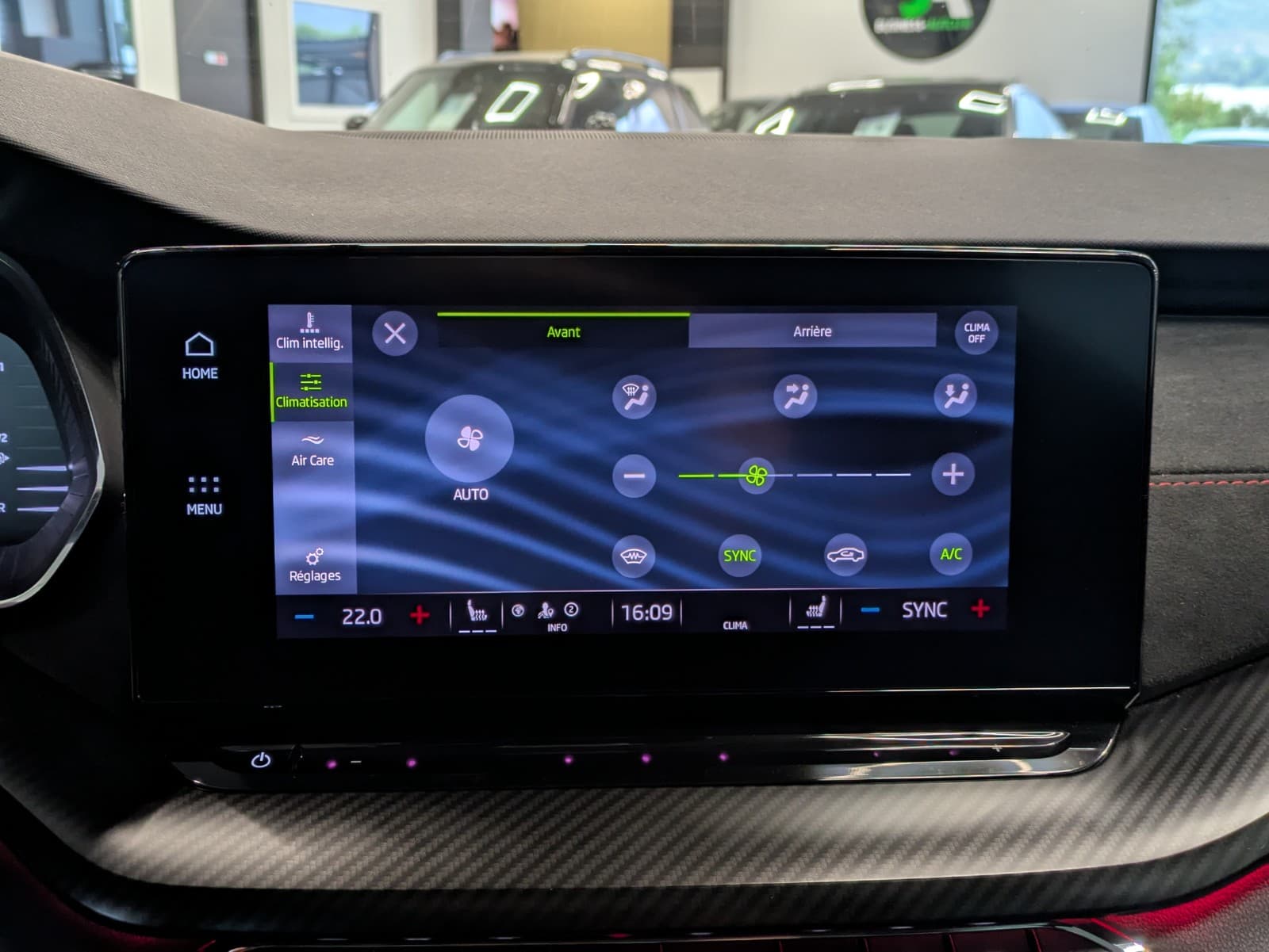 SKODA OCTAVIA 2.0 TSI 245 ch DSG7 RS — photo 11