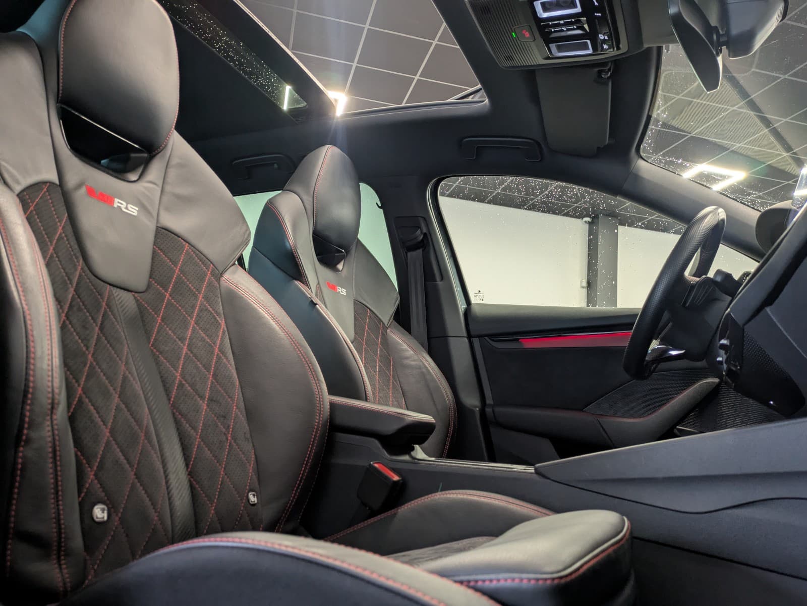 SKODA OCTAVIA 2.0 TSI 245 ch DSG7 RS — photo 5