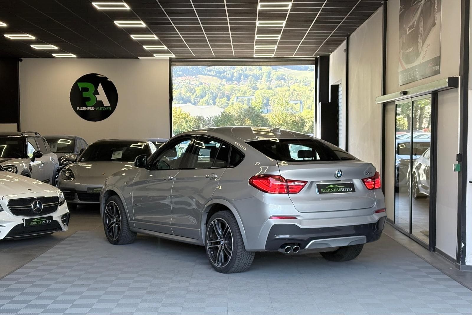 BMW X4 xDrive30d 258ch M Sport A — photo 9