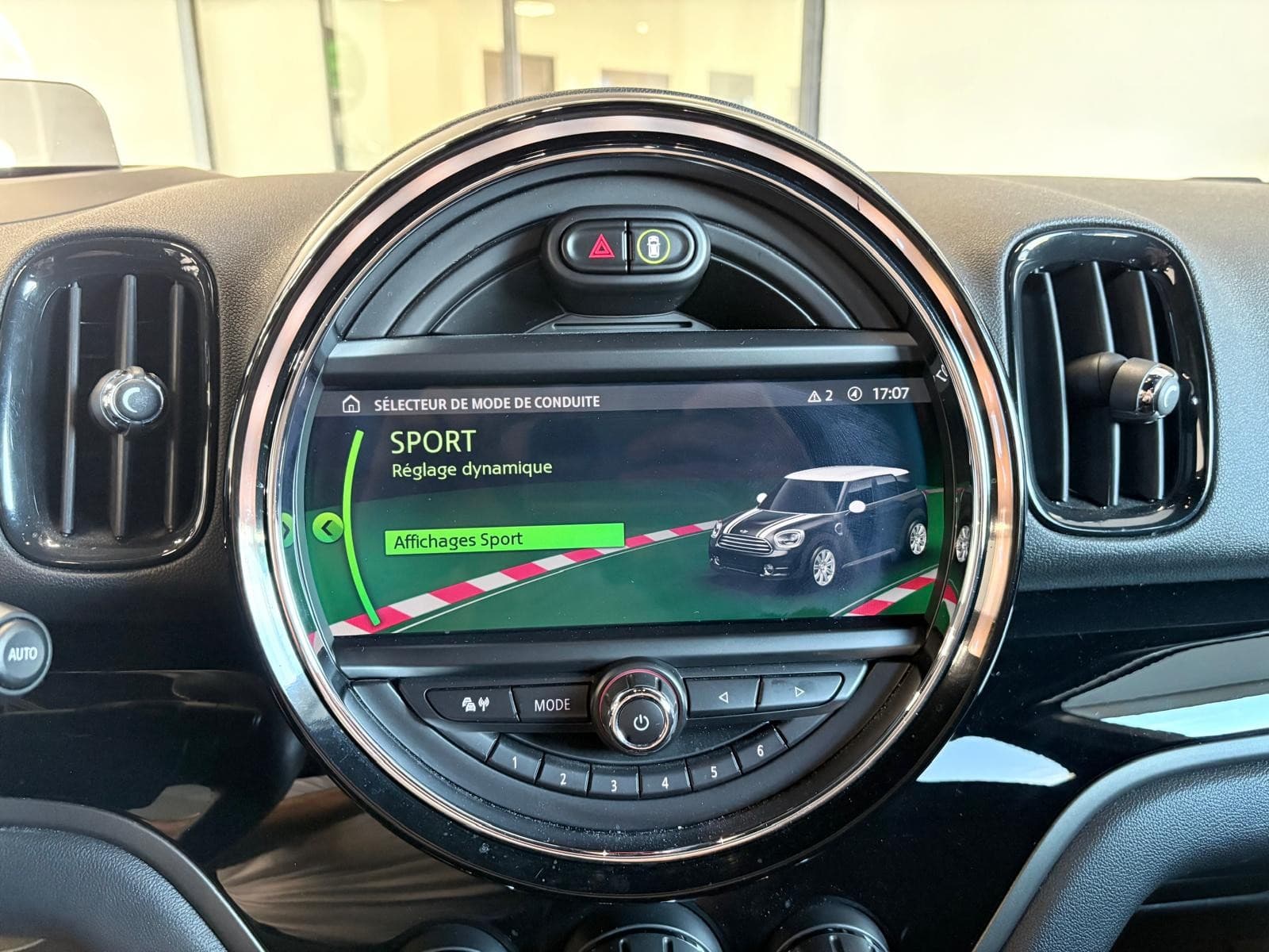 MINI COUNTRYMAN F60 192 ch BVA7 Cooper S — photo 11