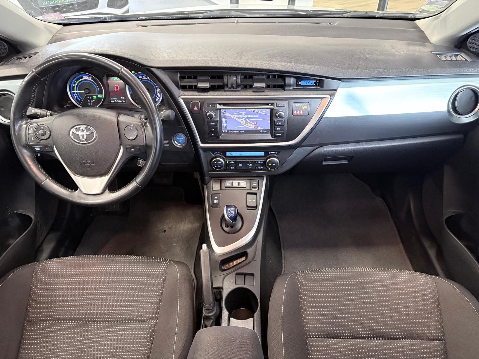 TOYOTA AURIS Hybride 136h / Camera / GPS / Bluetooth — photo 3