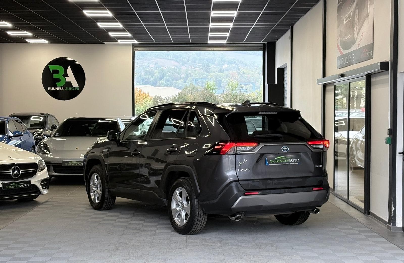 TOYOTA RAV4 HYBRIDE MY22 2.5 218ch Dynamic / Camera — photo 8