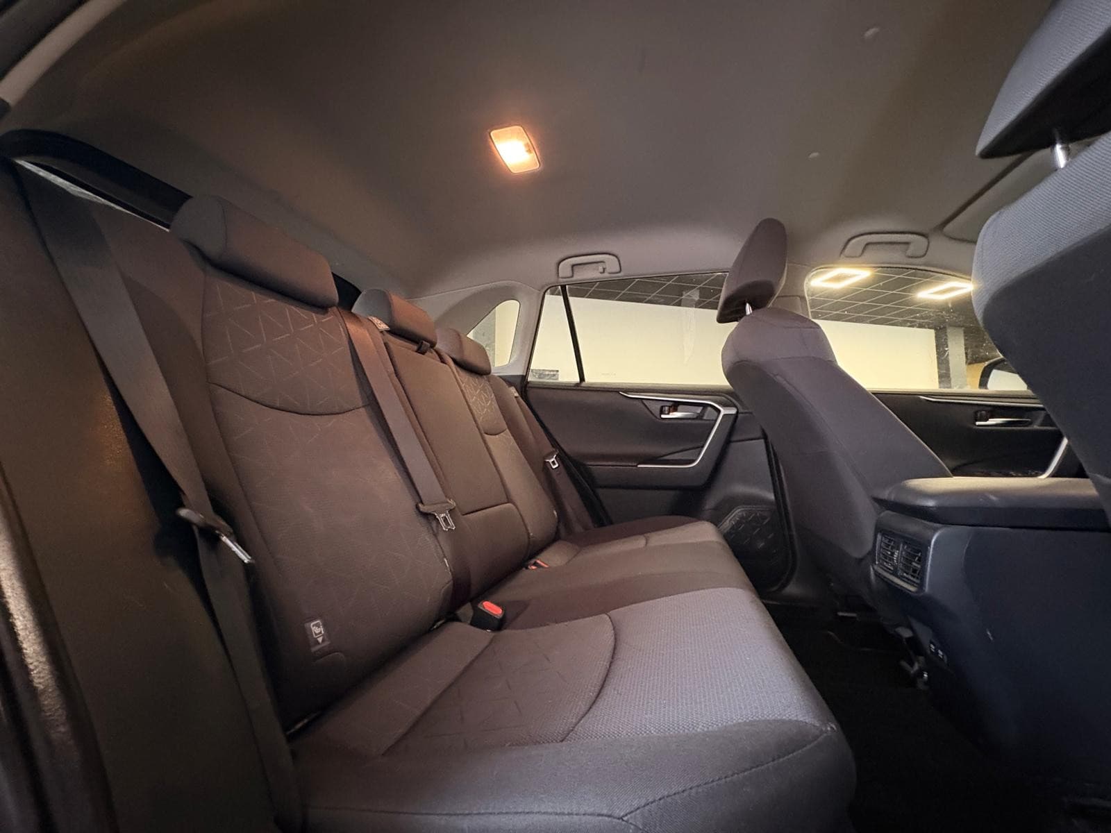 TOYOTA RAV4 HYBRIDE MY22 2.5 218ch Dynamic / Camera — photo 4