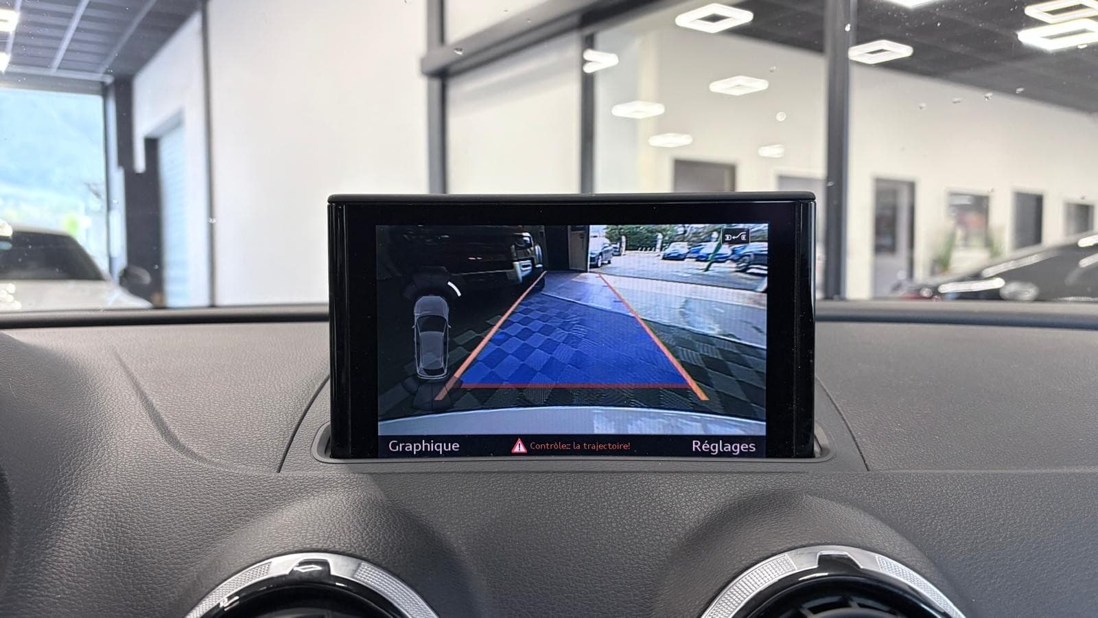 AUDI A3 1.4 TFSI e-tron 204cv Ambition Luxe S tronic 6 / Toit Ouvrant / GPS / Camera — photo 7