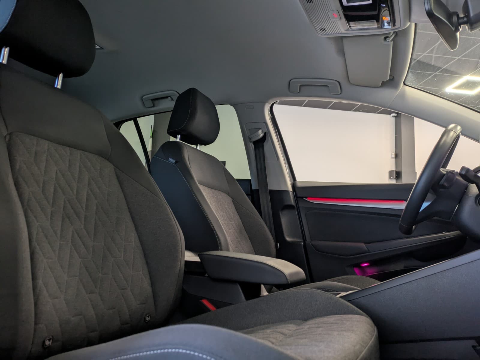 VOLKSWAGEN GOLF 2.0 TDI SCR 150 DSG7 Style — photo 5