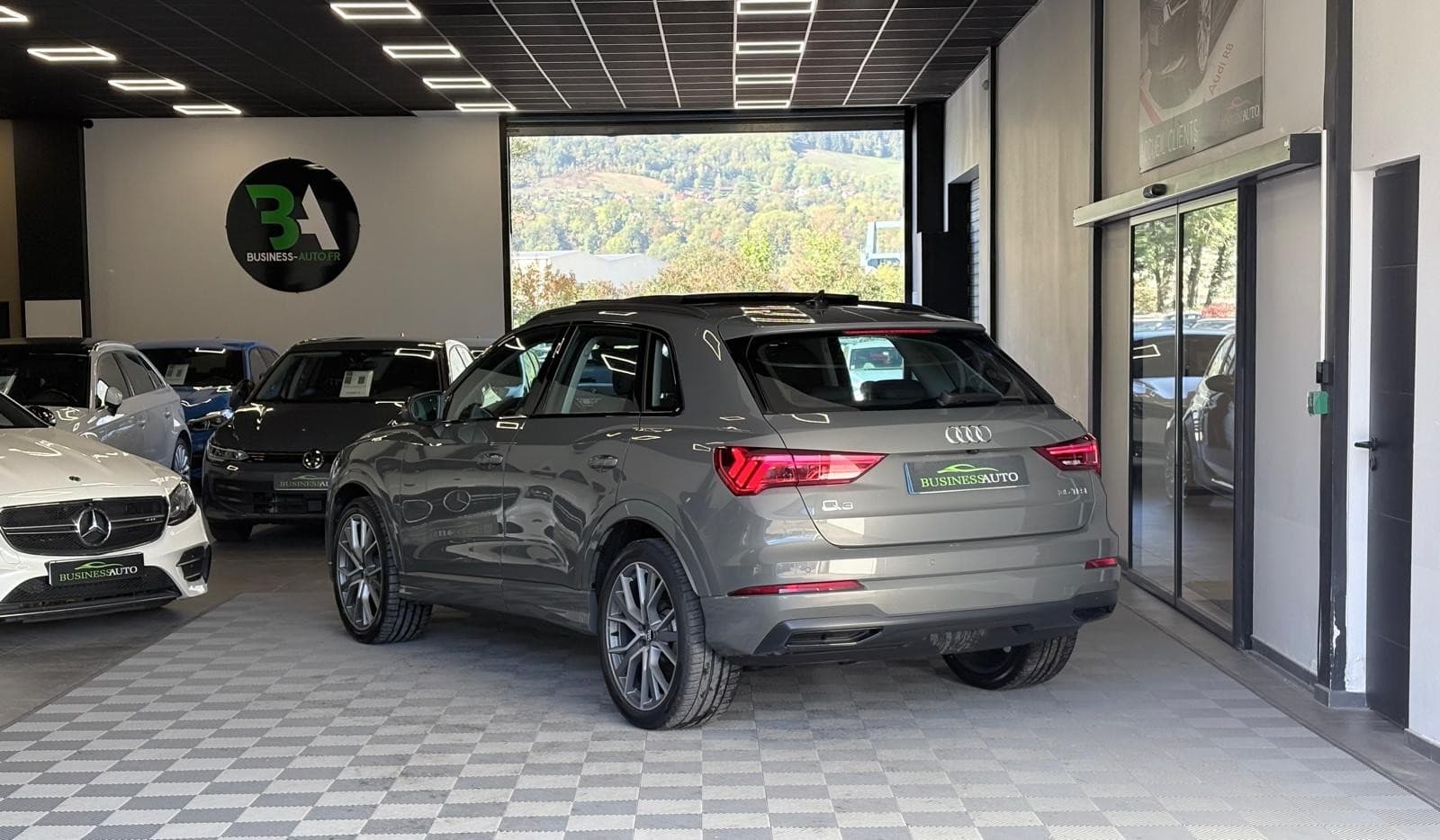 AUDI Q3 35 TFSI 150cv Stronic 7 Sline — photo 10