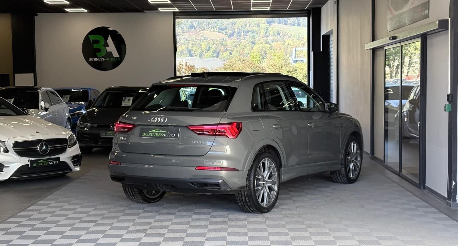 AUDI Q3 35 TFSI 150cv Stronic 7 Sline — photo 9