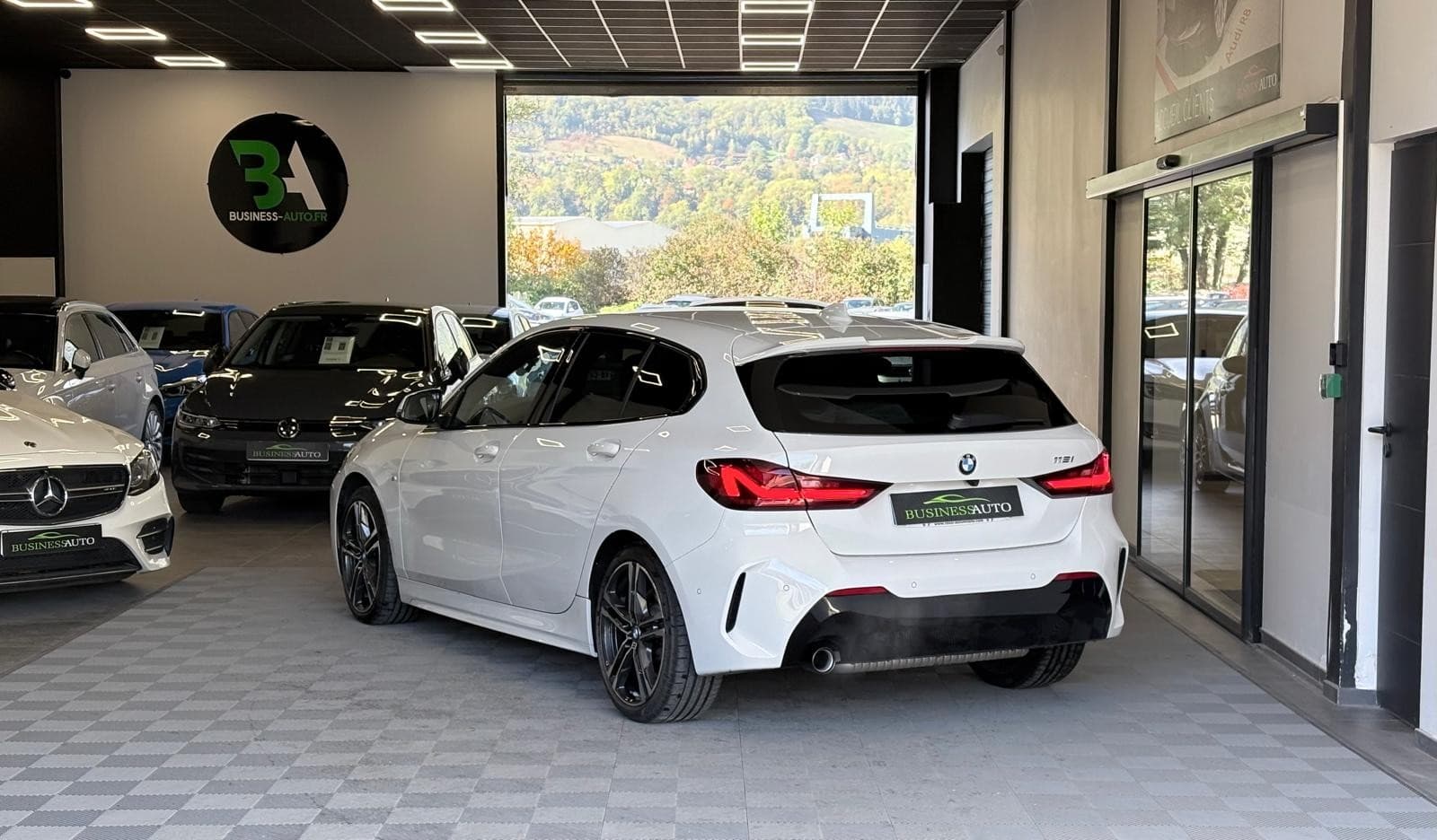 BMW SERIE 1 118i 136 ch DKG7 M Sport — photo 9