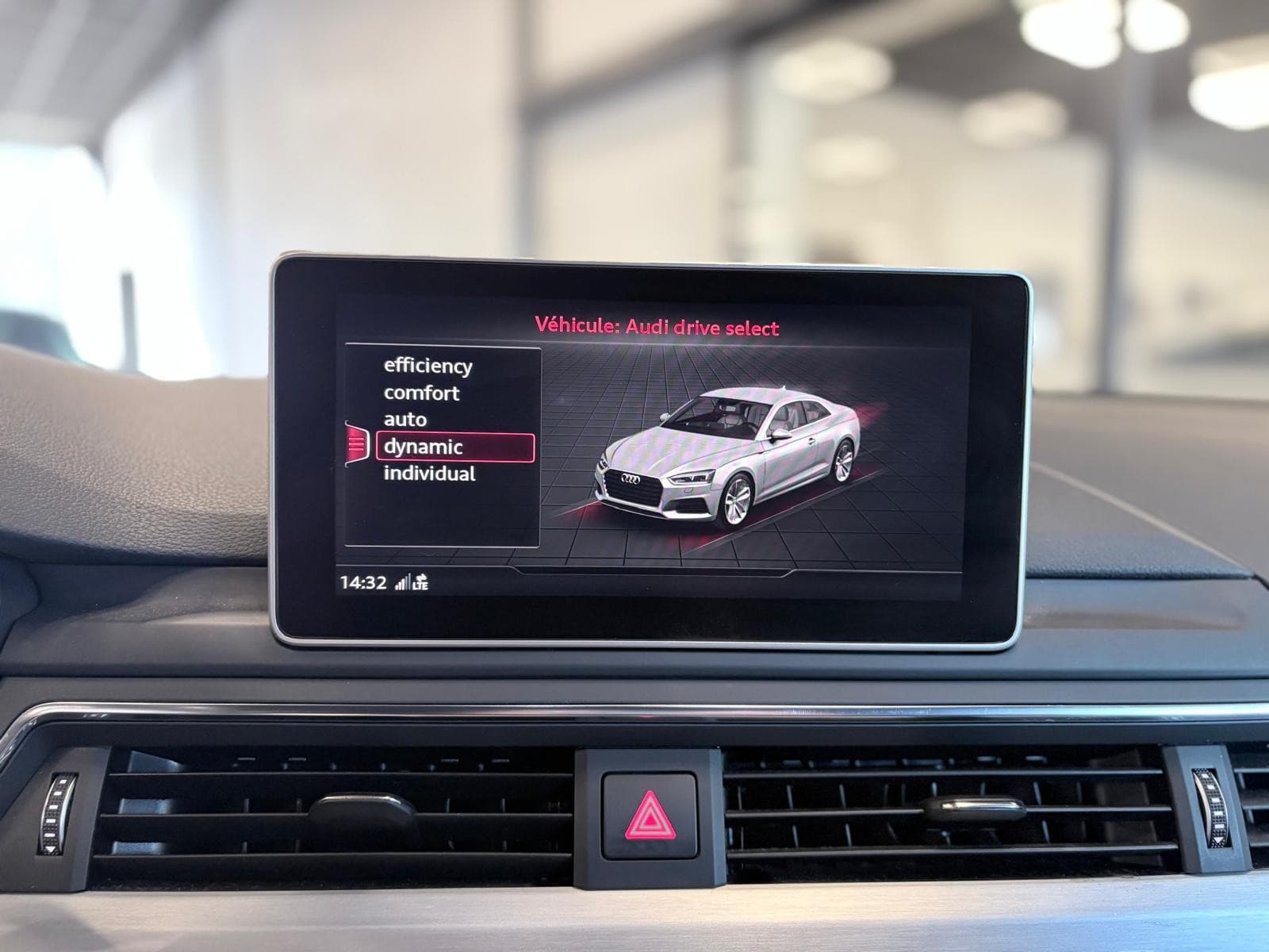 AUDI A5 A5 2.0 TDI 190 S tronic 7 Quattro S Line — photo 11