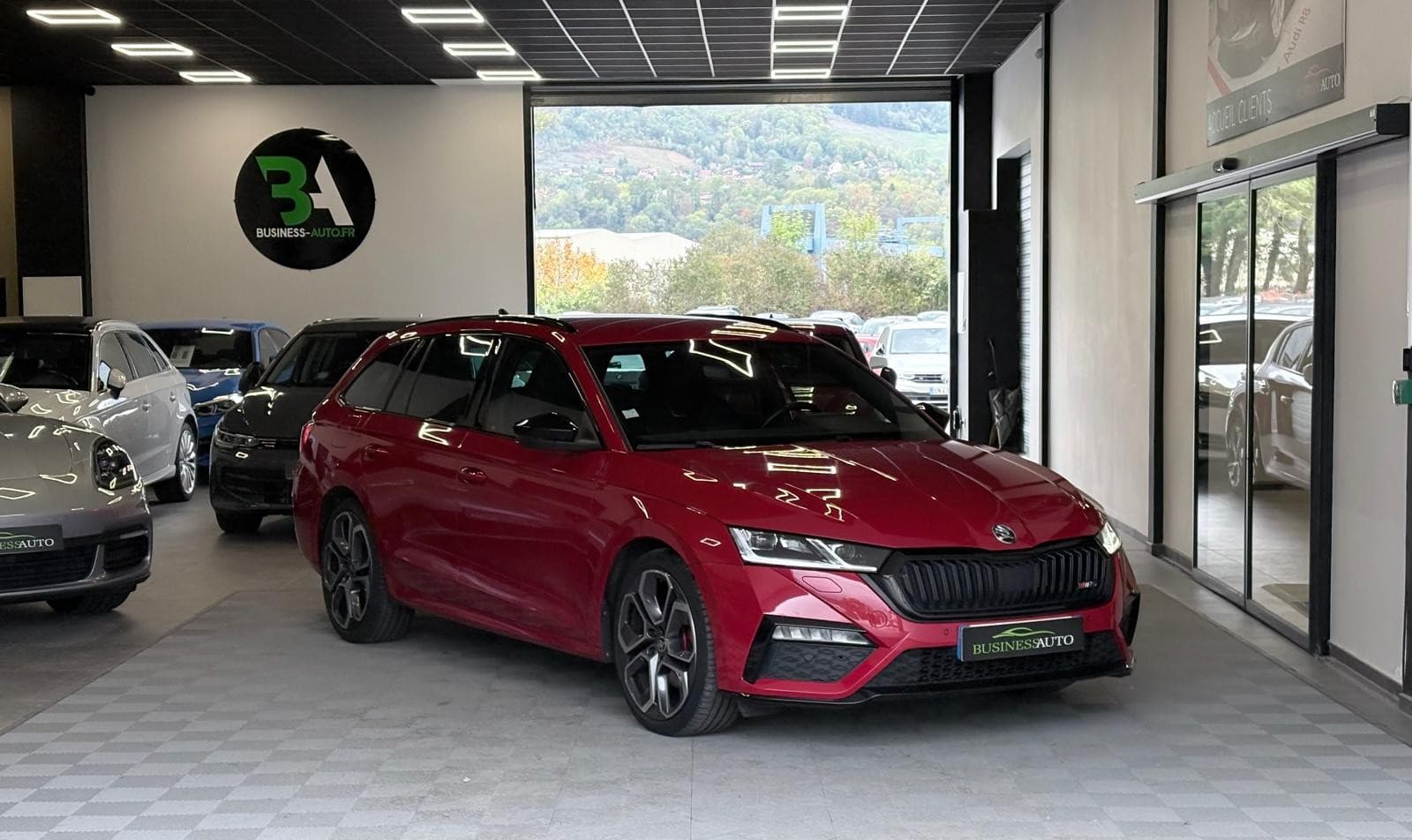 SKODA OCTAVIA 2.0 TDI 200 ch DSG7 4x4 RS — photo 2