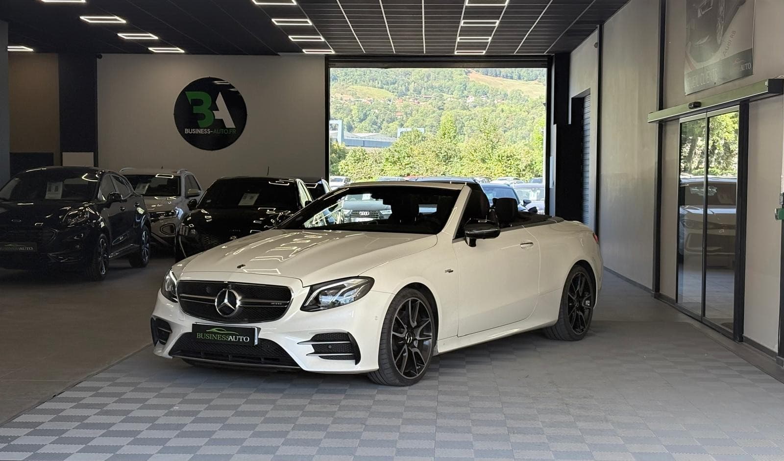 MERCEDES CLASSE E 53 AMG EQBoost 9G SpeedShift 4-Matic+ — photo 2