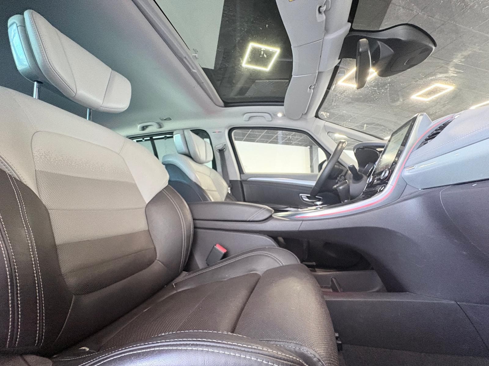 RENAULT ESPACE Tce 200cv Energy Initiale Paris EDC — photo 4