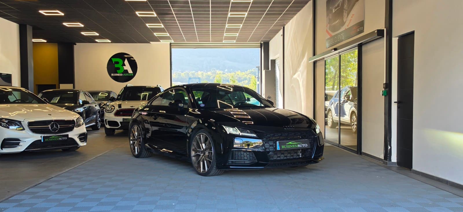 AUDI TT 40 TFSI 197cv S tronic 7 Héritage / Camera / Bang & Olufsen / Black Line — photo 2