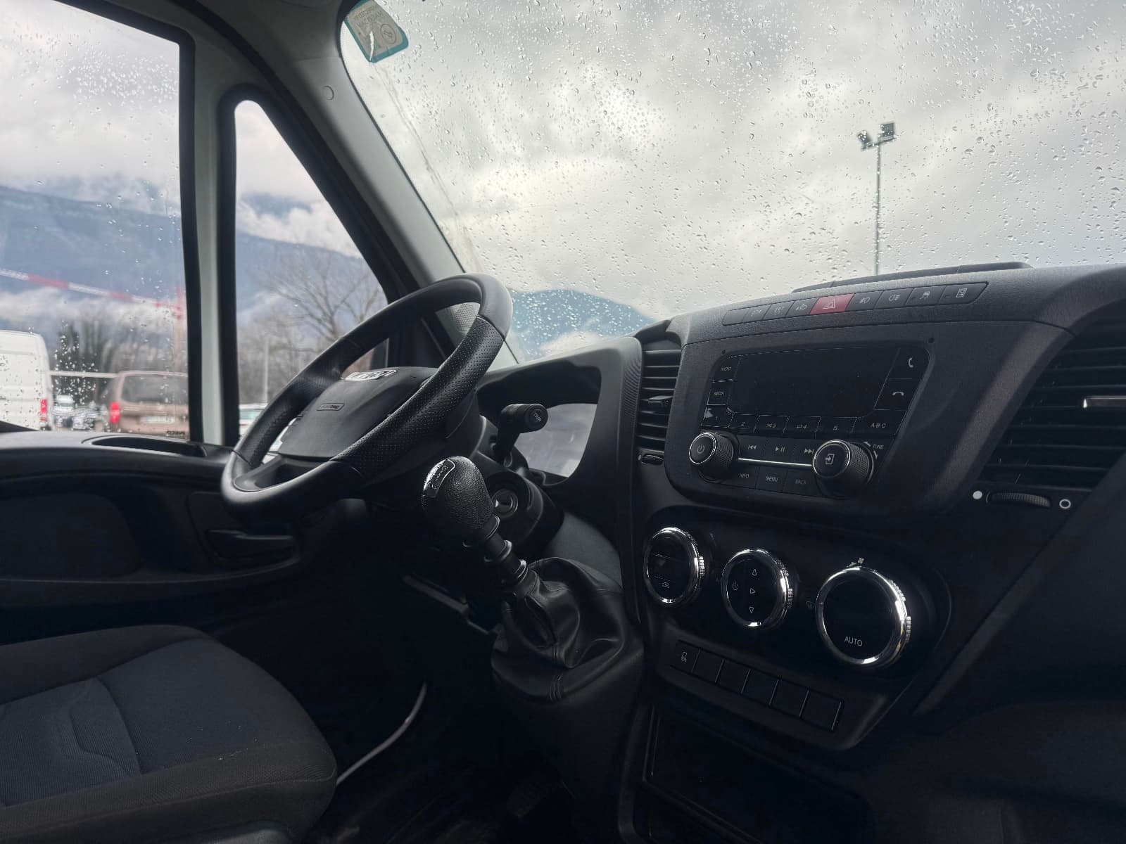IVECO DAILY GN 35 C 14 V11 H2 QUAD-LEAF BVM6 — photo 5