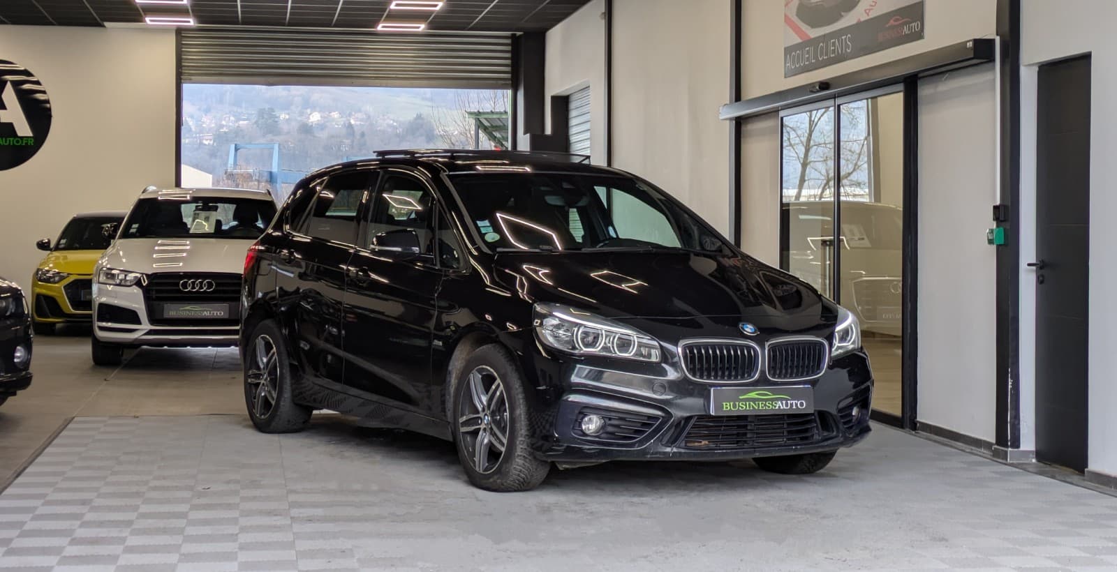 BMW SERIE 2 218d 150cv Lounge A Toit Ouvrant Camera — photo 2