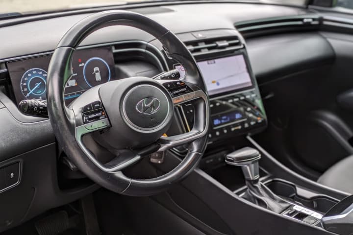 HYUNDAI TUCSON 1.6 CRDi 136cv hybrid 48V DCT-7 / GPS / CAMERA — photo 5
