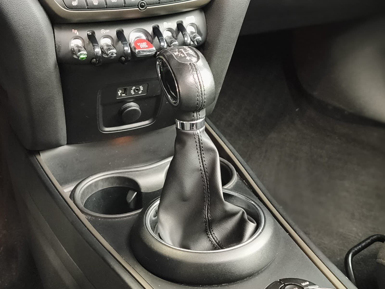 MINI COUNTRYMAN F60 136cv ALL4 BVA8 John Cooper Works / Toit Ouvrant / GPS / Affichage Tete Haute / Camera — photo 7