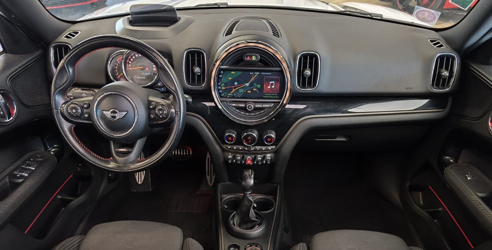 MINI COUNTRYMAN F60 136cv ALL4 BVA8 John Cooper Works / Toit Ouvrant / GPS / Affichage Tete Haute / Camera — photo 3