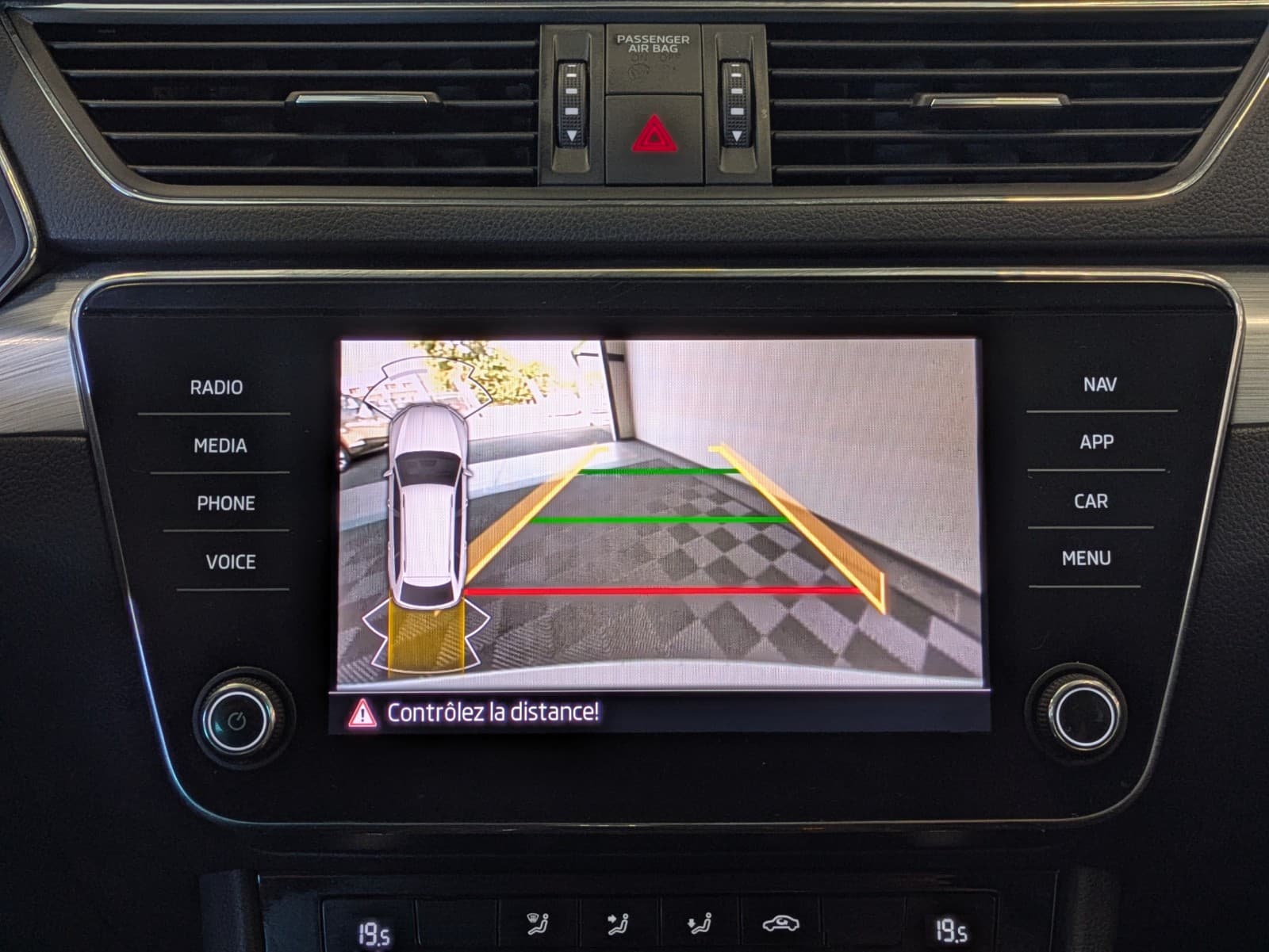 SKODA SUPERB 2.0 TDI 150 SCR DSG7 TVA Recupérable — photo 8
