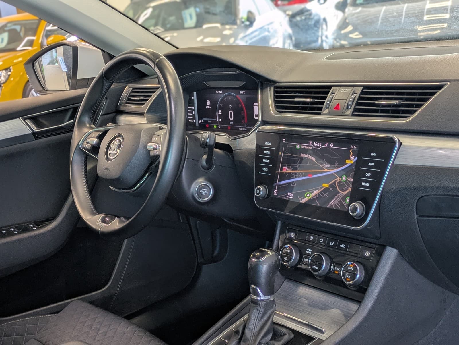 SKODA SUPERB 2.0 TDI 150 SCR DSG7 TVA Recupérable — photo 6