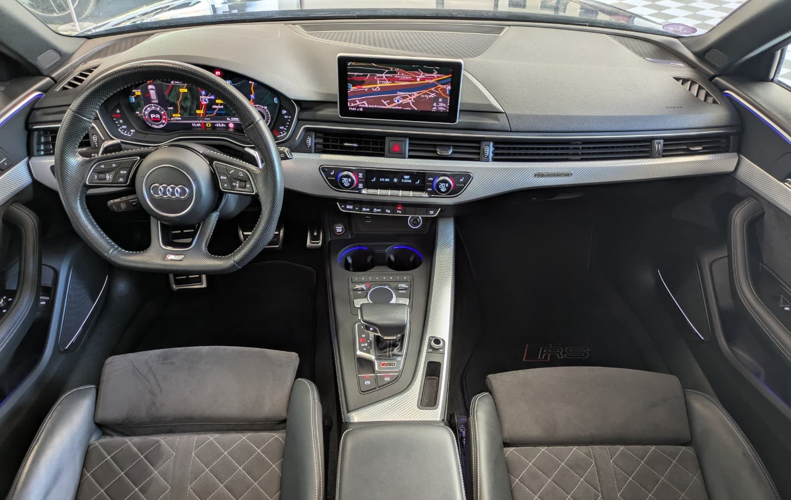 AUDI RS4 2.9 V6 TFSI 450cv Tiptronic 8 / Toit Ouvrant / Pack Carbone / B&O / Camera 360 — photo 3