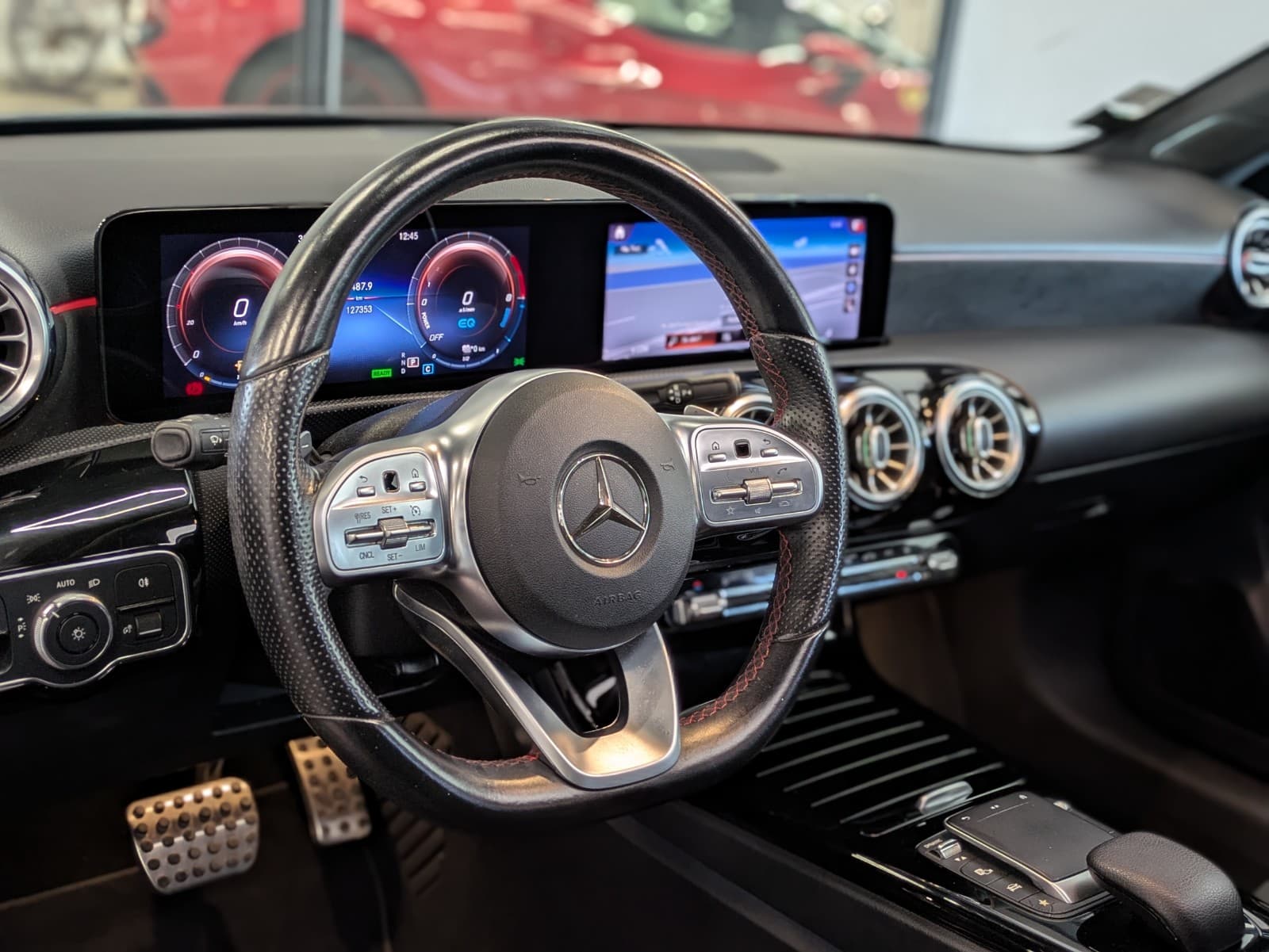 MERCEDES CLASSE A 250 e EQ POWER 8G-DCT AMG Line / Toit Ouvrant / Pack Premium + / Camera — photo 7