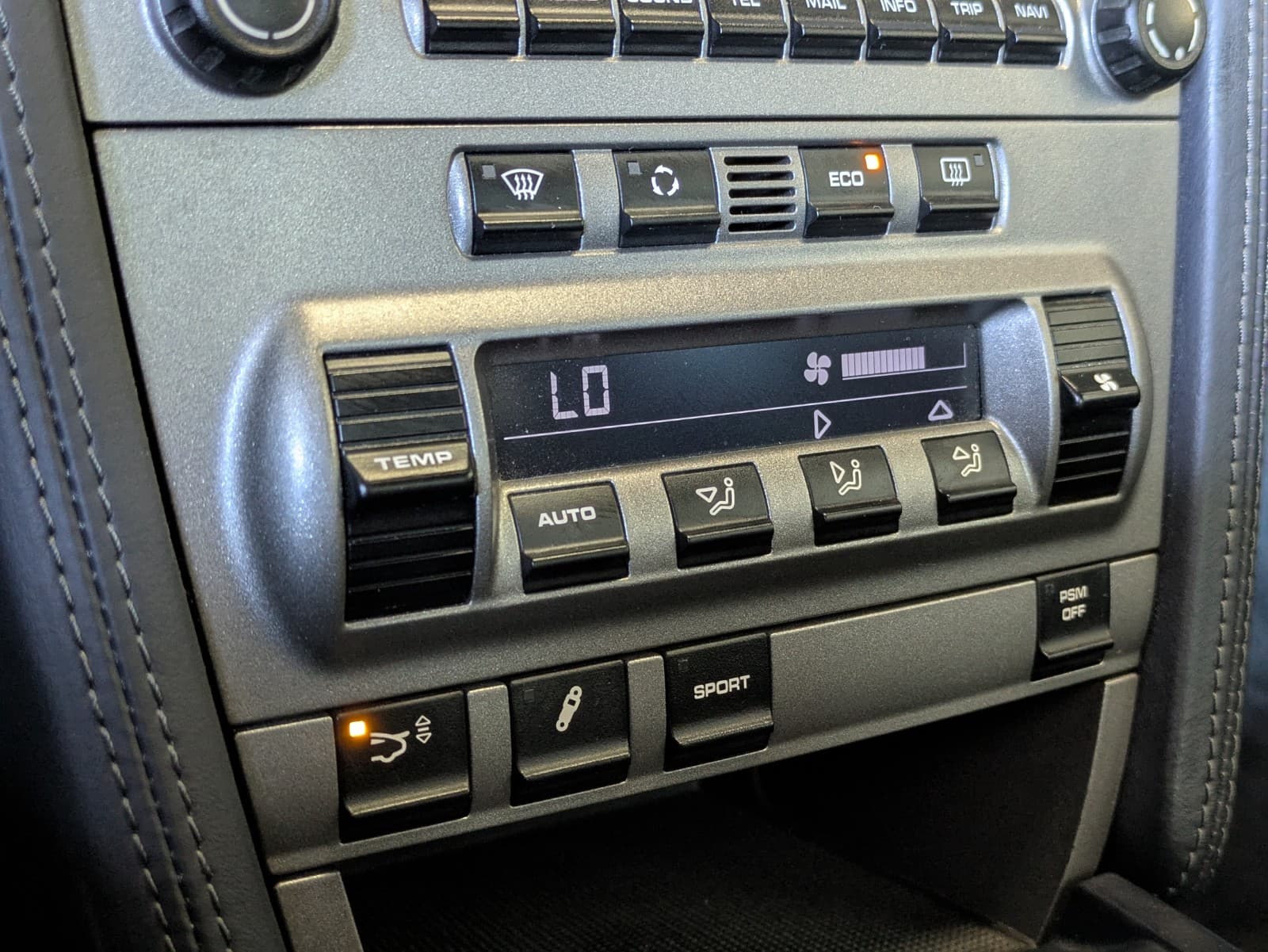 PORSCHE 911 4S 3.8i 355cv Boite Meca / Toit Ouvrant / Pack Chrono / État irréprochable / Historique limpide — photo 10