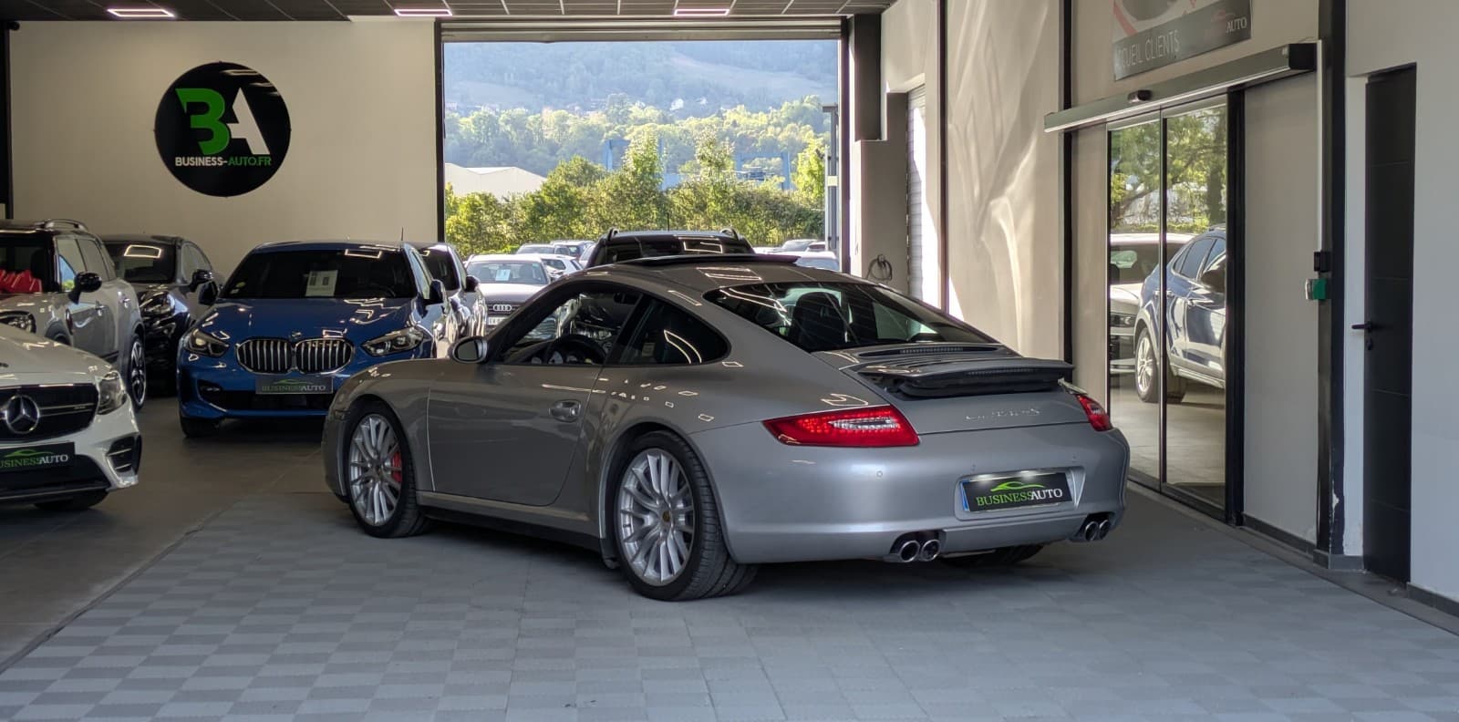PORSCHE 911 4S 3.8i 355cv Boite Meca / Toit Ouvrant / Pack Chrono / État irréprochable / Historique limpide — photo 9