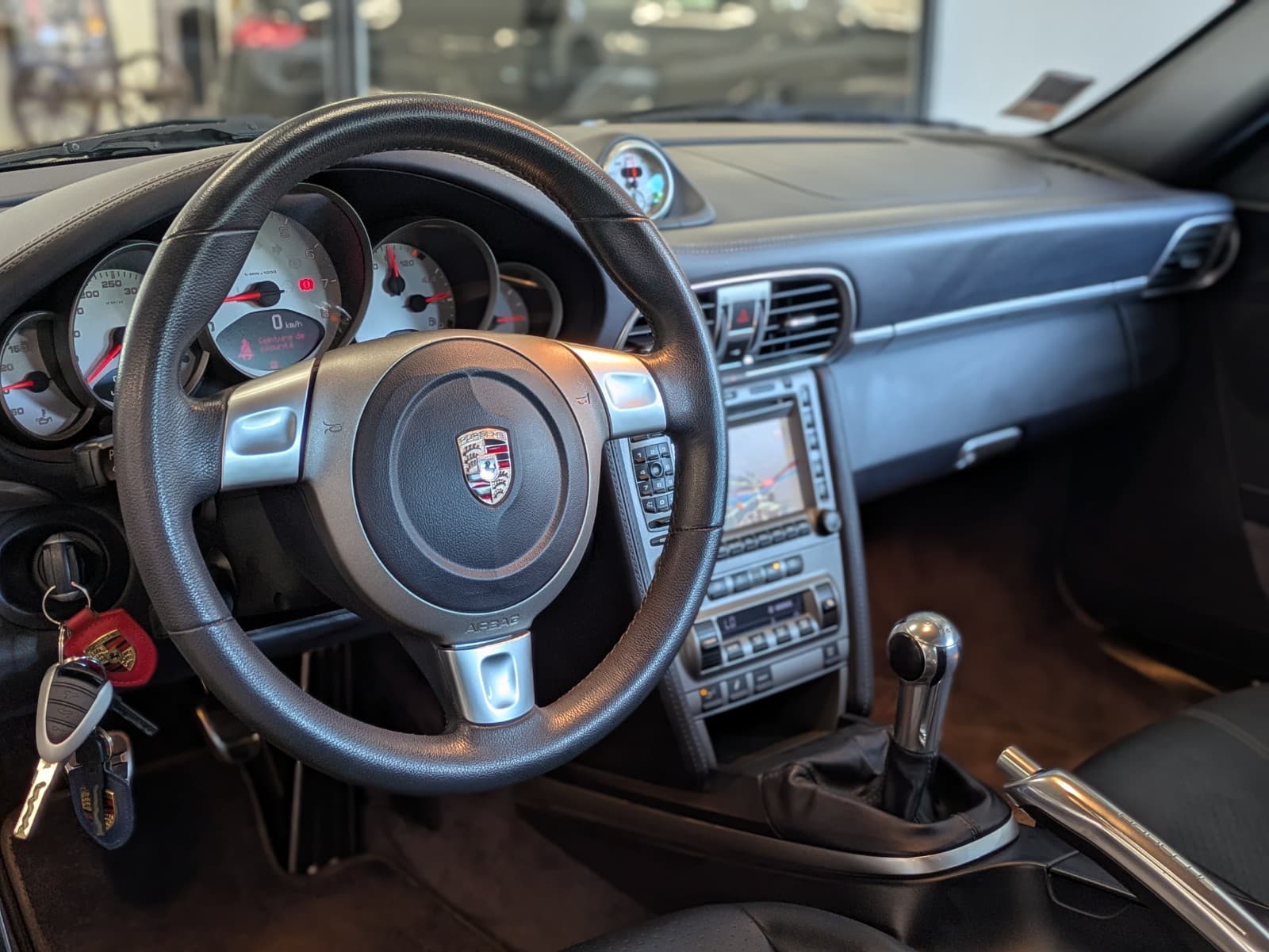 PORSCHE 911 4S 3.8i 355cv Boite Meca / Toit Ouvrant / Pack Chrono / État irréprochable / Historique limpide — photo 3