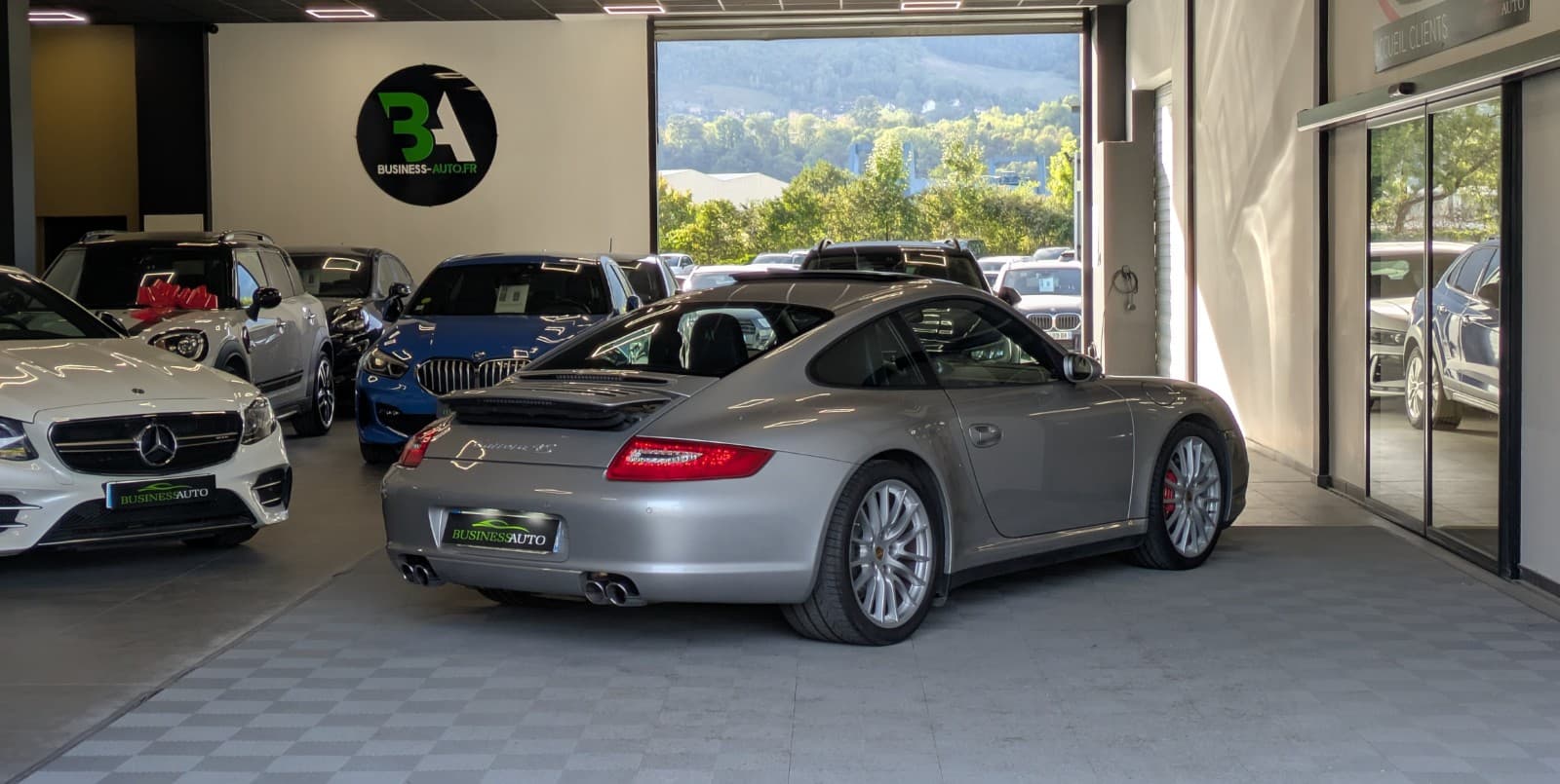 PORSCHE 911 4S 3.8i 355cv Boite Meca / Toit Ouvrant / Pack Chrono / État irréprochable / Historique limpide — photo 8