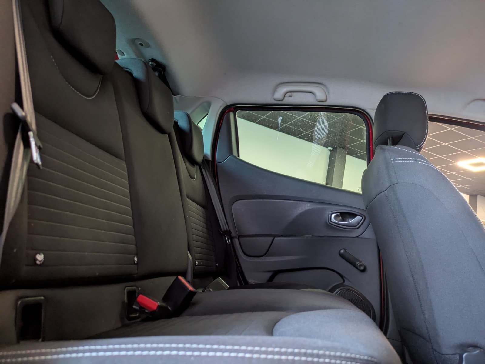 RENAULT CLIO TCe 120 Energy Limited — photo 3