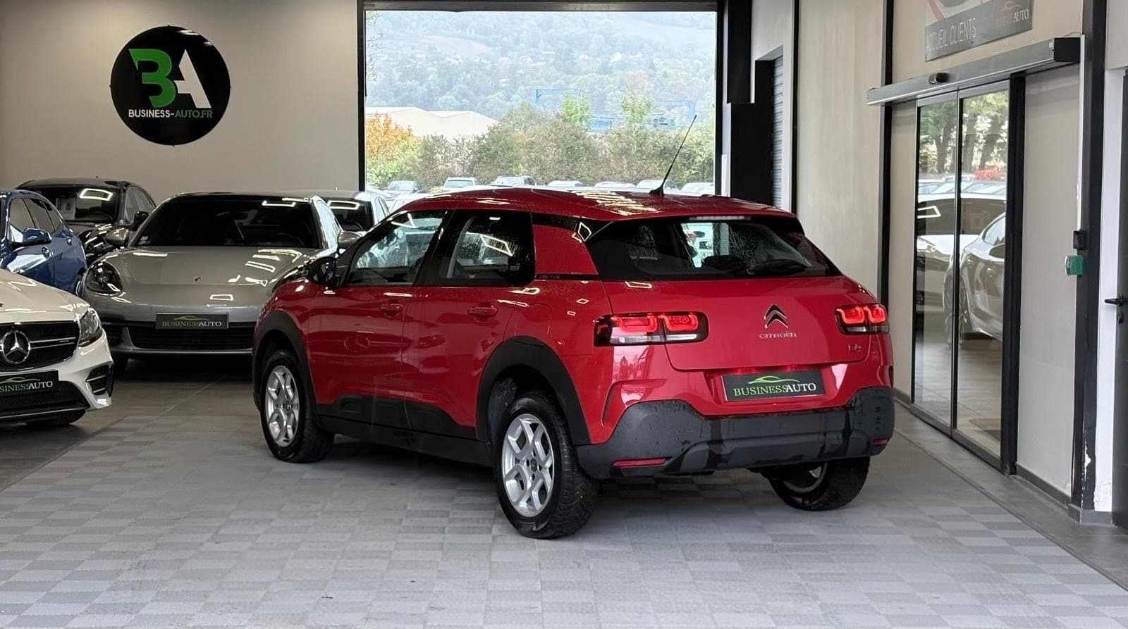 CITROEN C4 1.6 HDi 100cv S&S BVM6 Feel / GPS / CarPlay / Radar — photo 9