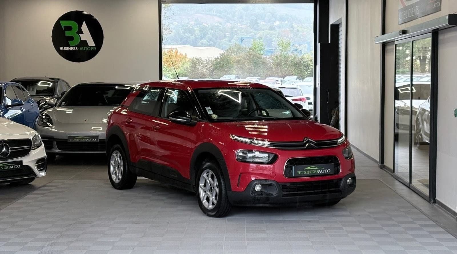 CITROEN C4 1.6 HDi 100cv S&S BVM6 Feel / GPS / CarPlay / Radar — photo 2