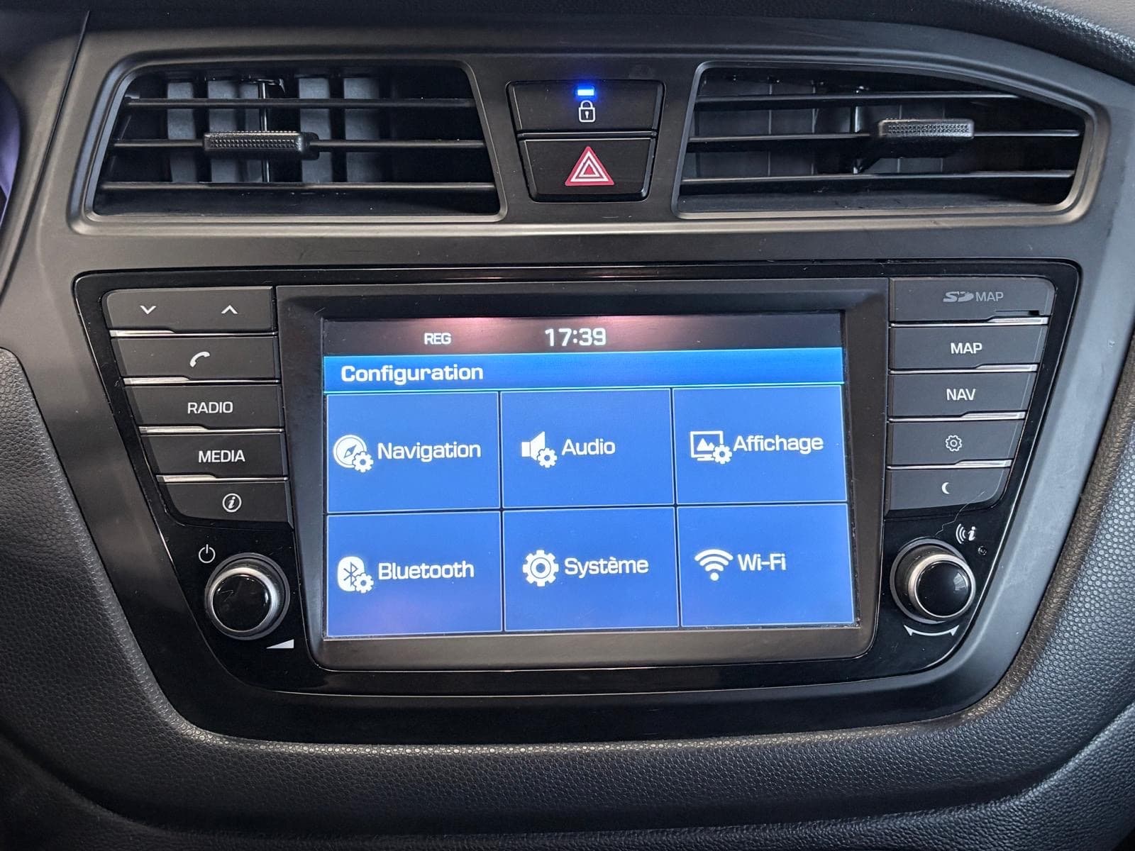 HYUNDAI I20 1.2 84cv Edition #Navi / GPS / Caméra / 5 Portes / Crit’Air 1 — photo 11