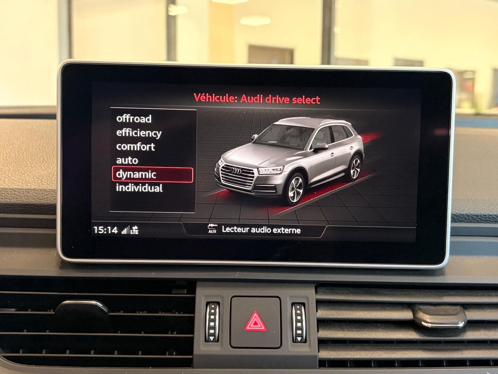 AUDI Q5 2.0 TDI 190cv S tronic 7 Quattro S line / Toit Ouvrant / Caméra / Drive Select — photo 9