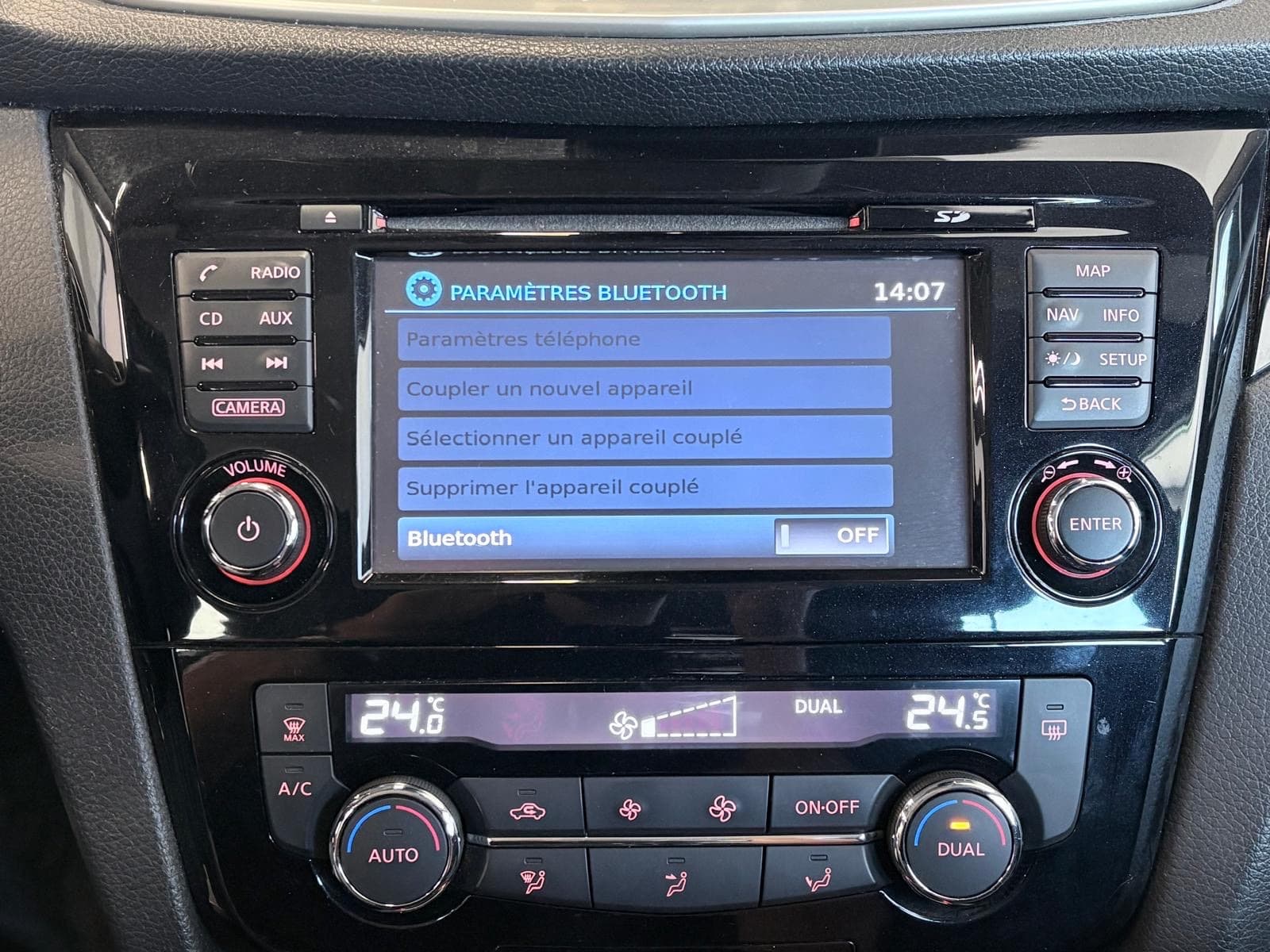 NISSAN QASHQAI 1.5 dCi 110cv Business Edition / GPS / Caméra 360 / Détecteur Lignes Blanches — photo 11