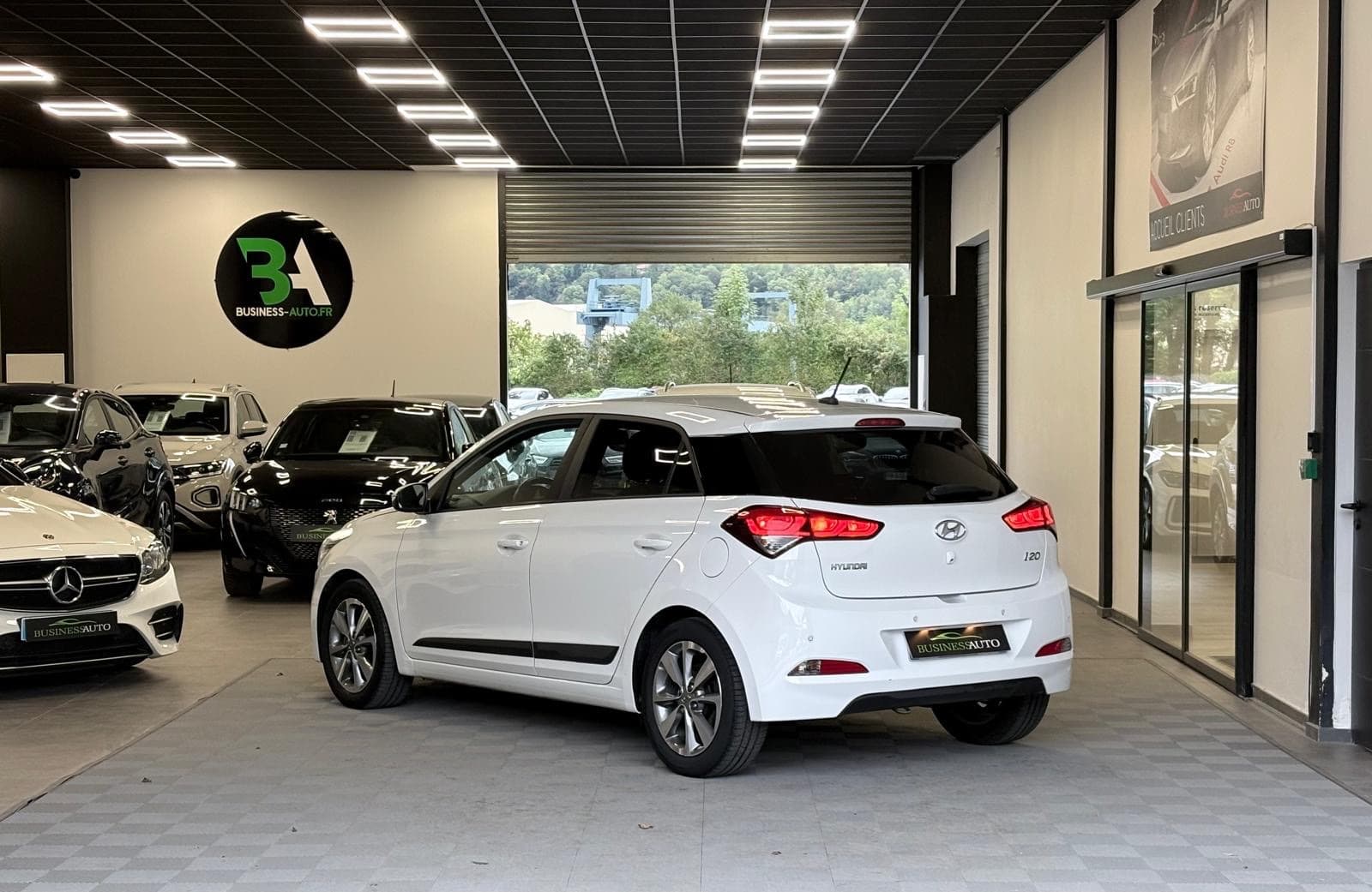 HYUNDAI I20 1.2 84cv Edition #Navi / GPS / Caméra / 5 Portes / Crit’Air 1 — photo 8