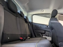Citroën C3 ESSENCE 82cv Live / 5 Portes Attelage Crit’Air 1 complet