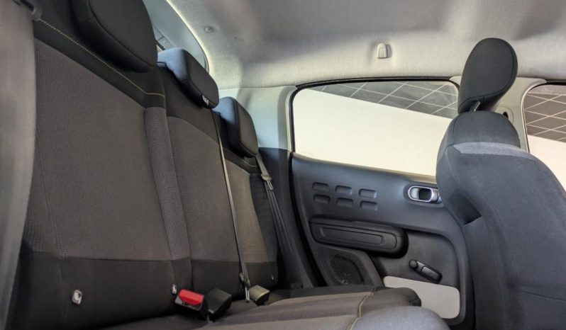Citroën C3 ESSENCE 82cv Live / 5 Portes Attelage Crit’Air 1 complet