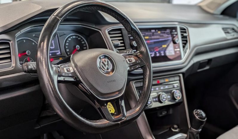 Volkswagen T-Roc 1.6 TDI 115cv Lounge / Attelage GPS Camera complet